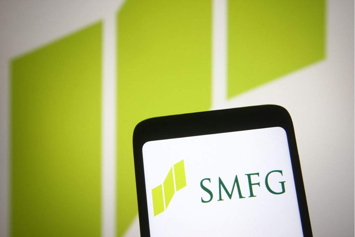 SMFGのロゴと文字